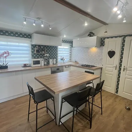 Chalet Charming Mobile With Pool In