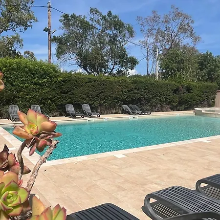 Charming Mobile With Pool In * Hyeres